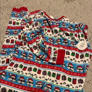 Buc-ee’s Holiday Zip up  long John onesie Pajamas